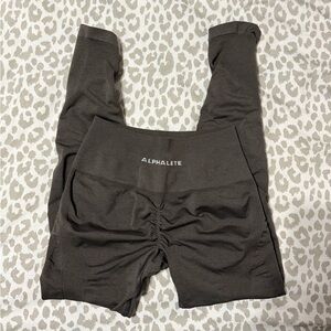 ALPHALETE Amplify Contour leggings